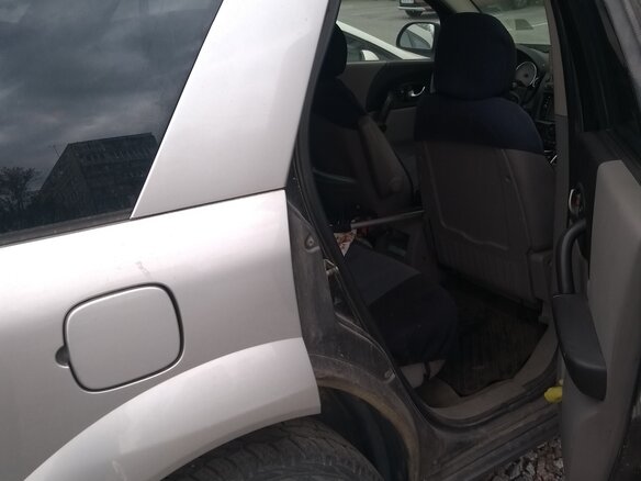 2004 Saturn VUE I, серебристый, 320000 рублей - вид 8