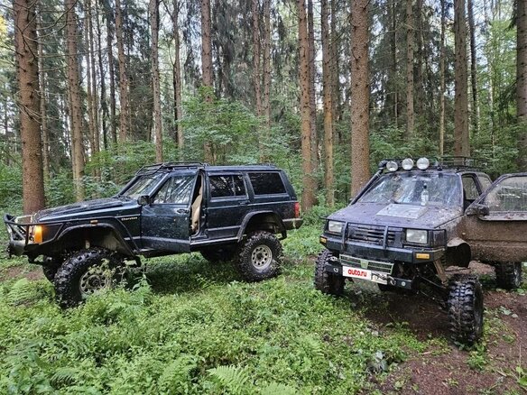 1992 Jeep Cherokee II (XJ), зелёный, 1150000 рублей - вид 20