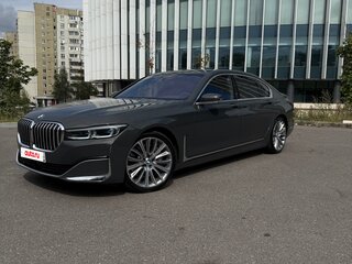 2020 BMW 7 серии Long 740Ld xDrive VI (G11/G12) Рестайлинг, серый, 7200000 рублей, вид 4