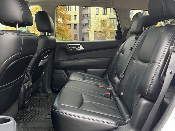 2014 Nissan Pathfinder IV, белый, 1900000 рублей - вид 11