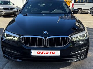 2019 BMW 5 серии 520d xDrive VII (G30/G31/G38), чёрный, 4200000 рублей, вид 2