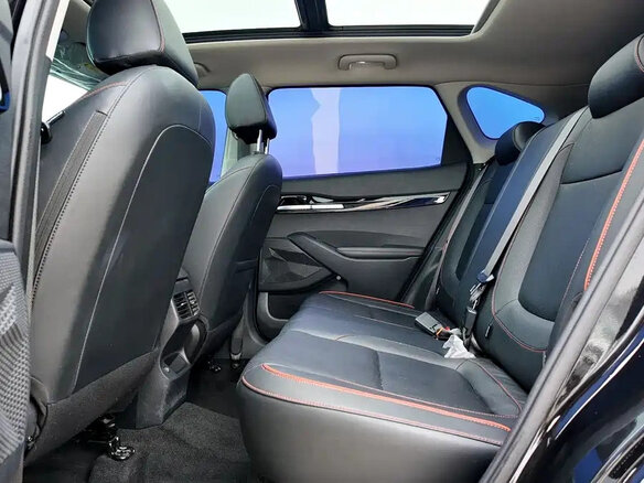 2023 Kia Seltos I Рестайлинг, чёрный, 1950000 рублей - вид 9