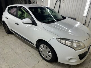 2009 Renault Megane III, белый, 490000 рублей, вид 2