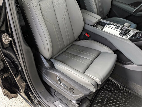 2023 Audi Q6 45 TFSI, чёрный, 6750000 рублей - вид 23