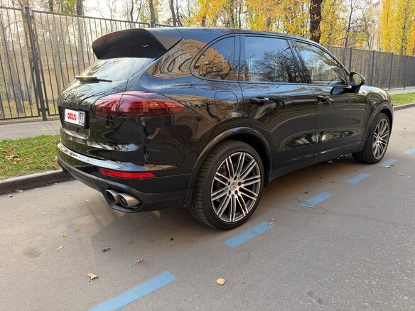 2015 Porsche Cayenne S II Рестайлинг (958), чёрный, 3600000 рублей - вид 6