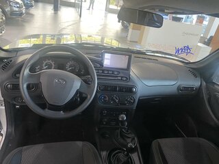 2026 Lada (ВАЗ) Niva Travel I Рестайлинг, серебристый, 1799000 рублей, вид 3