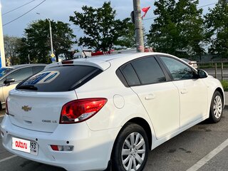 2012 Chevrolet Cruze I, белый, 650000 рублей, вид 4