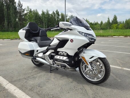 2023 Honda GL 1800 Gold Wing, белый, 3100000 рублей, вид 2