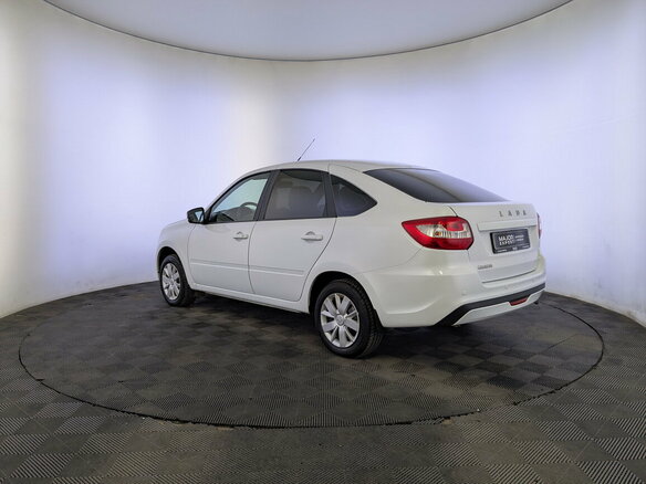 2023 Lada (ВАЗ) Granta I Рестайлинг, белый, 695000 рублей - вид 6