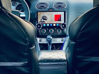 2009 Ford Focus II Рестайлинг, серебристый, 800000 рублей, вид 5