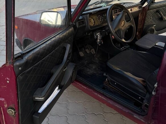 2003 Lada (ВАЗ) 2107, красный, 110000 рублей - вид 6