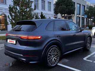 2018 Porsche Cayenne S III, серый, 7900000 рублей, вид 2