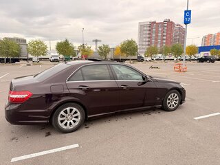 2010 Mercedes-Benz E-Класс 300 IV (W212, S212, C207), красный, 1250000 рублей, вид 4