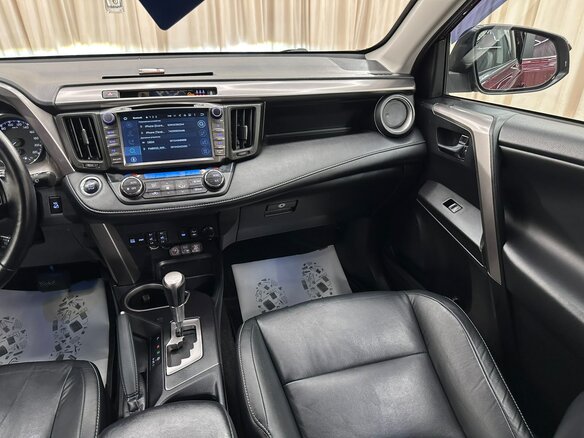 2018 Toyota RAV4 IV (XA40) Рестайлинг, красный, 2649900 рублей - вид 15