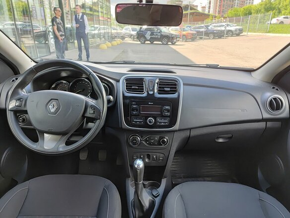 2017 Renault Sandero Stepway II, бежевый - вид 13