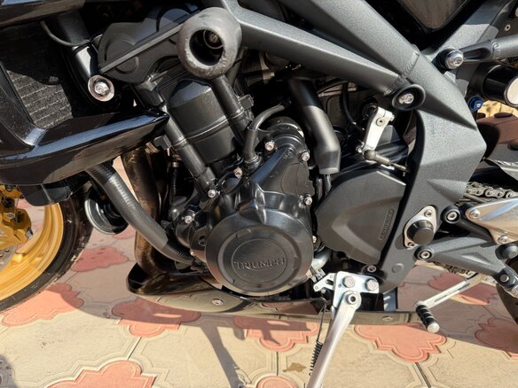 2012 Triumph Street Triple, чёрный, 499900 рублей - вид 7