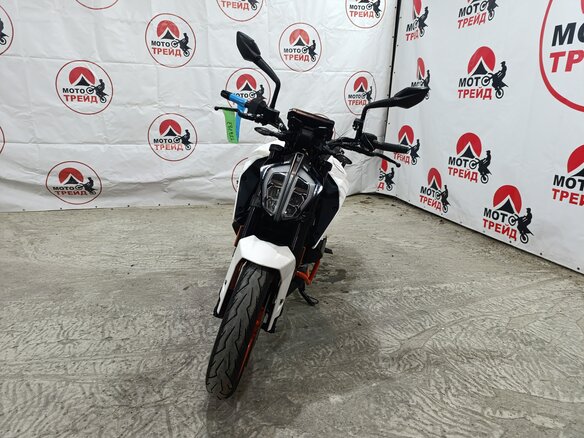 2017 KTM 390 Duke, белый, 440000 рублей - вид 8