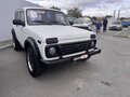 2010 Lada (ВАЗ) 2121 (4x4) I Рестайлинг, белый, 420000 рублей - вид 1