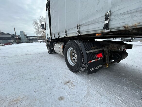 1998 Volvo FH, белый, 1950000 рублей - вид 10