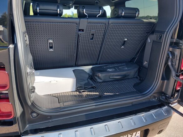 2021 Land Rover Defender 90 II, серый, 6900000 рублей - вид 30