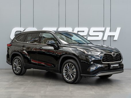 Toyota Highlander IV (XU70)
