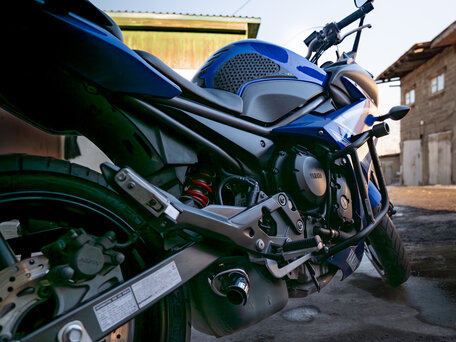 2009 Yamaha XJ6 (FZ6R), синий, 480000 рублей, вид 4