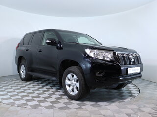 2021 Toyota Land Cruiser Prado 150 Series Рестайлинг 3, чёрный, 5199000 рублей, вид 3