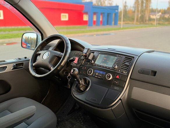 2007 Volkswagen Multivan T5, серебристый - вид 13