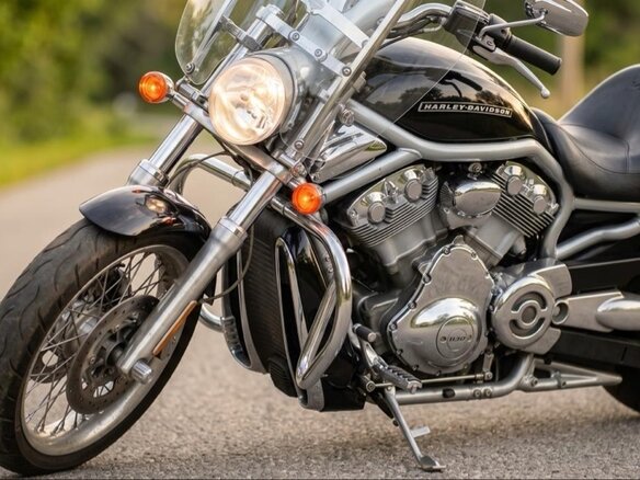2008 Harley-Davidson V-Rod, чёрный, 1555000 рублей - вид 2