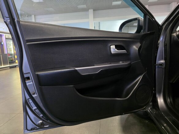 2014 Kia Rio III, серый, 830000 рублей - вид 17
