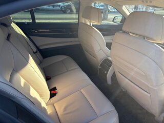 2011 BMW 7 серии 730d V (F01/F02/F04), серый, 1450000 рублей, вид 5