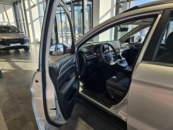 2026 Haval M6 II, серый, 2349000 рублей - вид 5