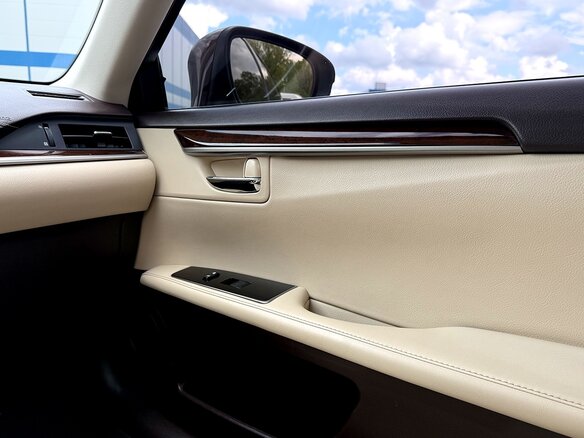 2016 Lexus ES 200 VI Рестайлинг, коричневый - вид 13