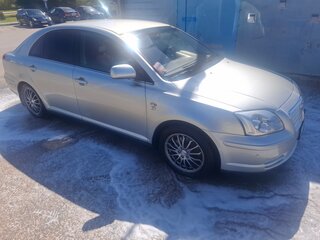 2004 Toyota Avensis II, серебристый, 740000 рублей, вид 3