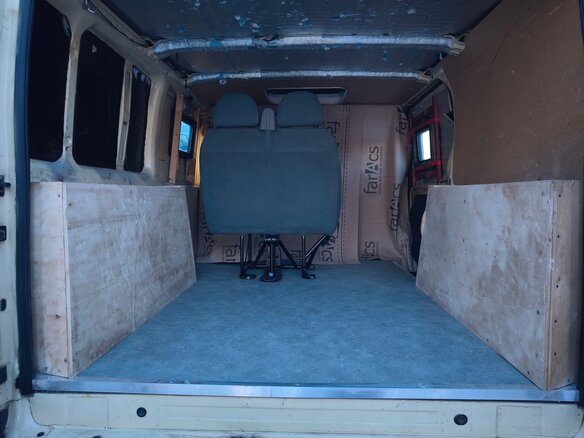 2012 Ford Transit, жёлтый, 950000 рублей - вид 12