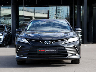 2022 Toyota Camry VIII (XV70) Рестайлинг, чёрный, 3060000 рублей, вид 2