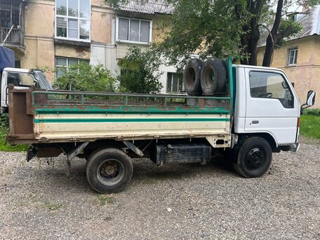 1996 Mazda Titan, белый, 1350000 рублей, вид 3
