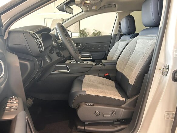 2024 Citroen C5 Aircross I Рестайлинг, белый, 4134000 рублей - вид 13