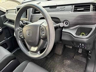 2022 Honda Freed II Рестайлинг, зелёный, 1235155 рублей - вид 2