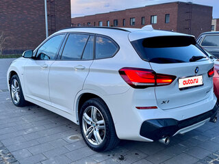 2020 BMW X1 20i xDrive II (F48) Рестайлинг, белый, 3090000 рублей, вид 2