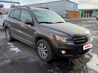2014 Volkswagen Tiguan I Рестайлинг, коричневый, 1100000 рублей, вид 2