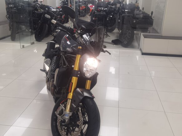 2018 Ducati Monster 1200, серый, 1250000 рублей - вид 5