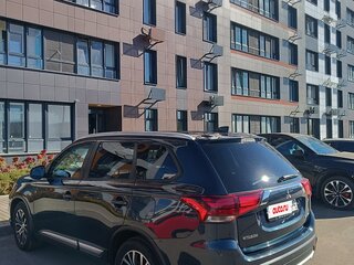 2018 Mitsubishi Outlander III Рестайлинг 2, синий, 1770000 рублей, вид 5