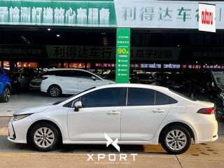 2022 Toyota Corolla XII (E210), белый, 1790000 рублей, вид 3