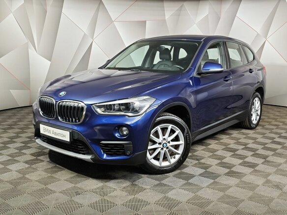 2018 BMW X1 20i xDrive II (F48), синий, 2457000 рублей