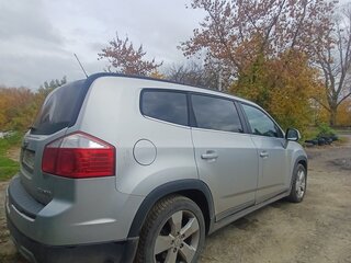 2013 Chevrolet Orlando I, серебристый, 1300000 рублей, вид 3