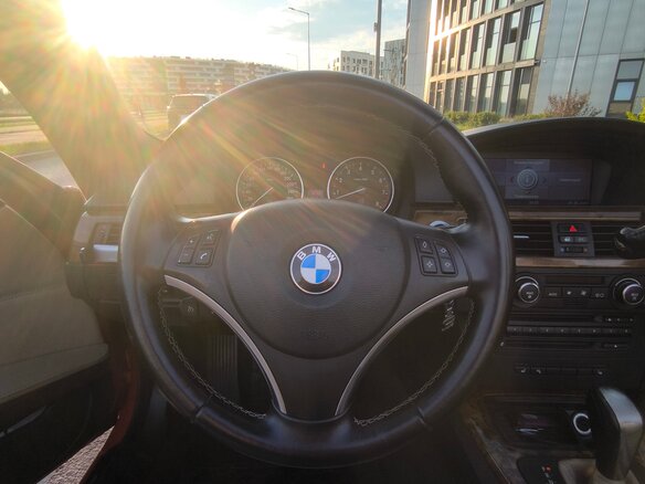 2007 BMW 3 серии 325i V (E90/E91/E92/E93), красный, 1690000 рублей - вид 17