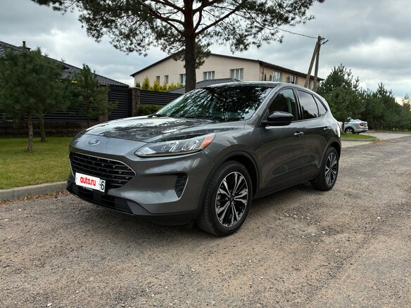 2022 Ford Escape IV, серый, 1360000 рублей