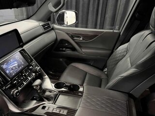 2025 Lexus LX 600 IV, чёрный, 31800000 рублей, вид 4