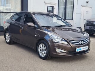 2016 Hyundai Solaris I Рестайлинг, коричневый, 1015000 рублей, вид 3